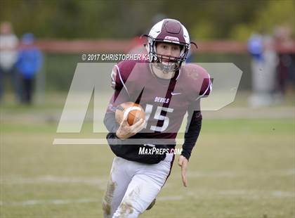 Thumbnail 1 in Sesser-Valier/Waltonville/Woodlawn vs Greenville (IHSA 3A Playoffs - First Round) photogallery.