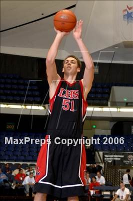 Thumbnail 2 in Verbum Dei vs Orange Lutheran (Nike Extravaganza) photogallery.