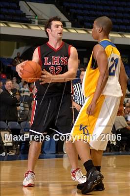 Thumbnail 2 in Verbum Dei vs Orange Lutheran (Nike Extravaganza) photogallery.