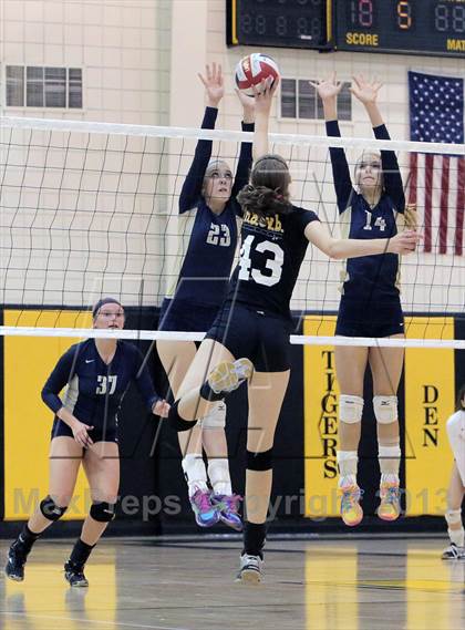 Thumbnail 3 in Butler @ North Allegheny photogallery.