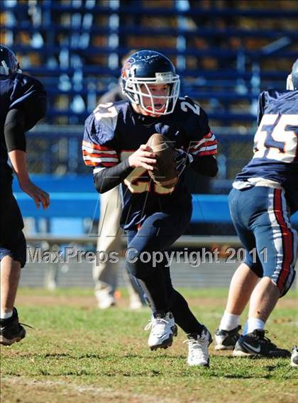 Thumbnail 2 in North Haven @ Lyman Hall photogallery.