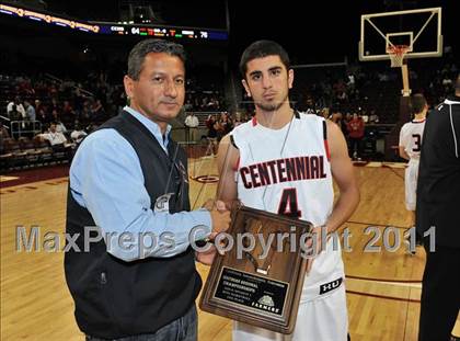 Thumbnail 2 in Mater Dei vs. Centennial (CIF Southern D1 Regional Final) photogallery.
