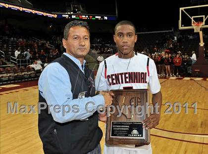 Thumbnail 3 in Mater Dei vs. Centennial (CIF Southern D1 Regional Final) photogallery.