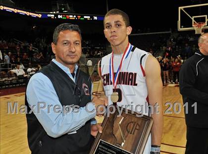 Thumbnail 3 in Mater Dei vs. Centennial (CIF Southern D1 Regional Final) photogallery.