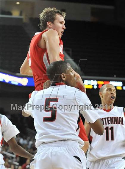 Thumbnail 1 in Mater Dei vs. Centennial (CIF Southern D1 Regional Final) photogallery.