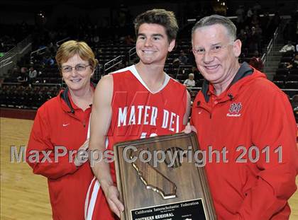 Thumbnail 3 in Mater Dei vs. Centennial (CIF Southern D1 Regional Final) photogallery.