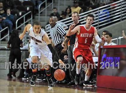 Thumbnail 3 in Mater Dei vs. Centennial (CIF Southern D1 Regional Final) photogallery.