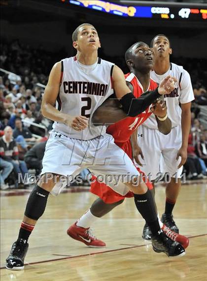 Thumbnail 1 in Mater Dei vs. Centennial (CIF Southern D1 Regional Final) photogallery.