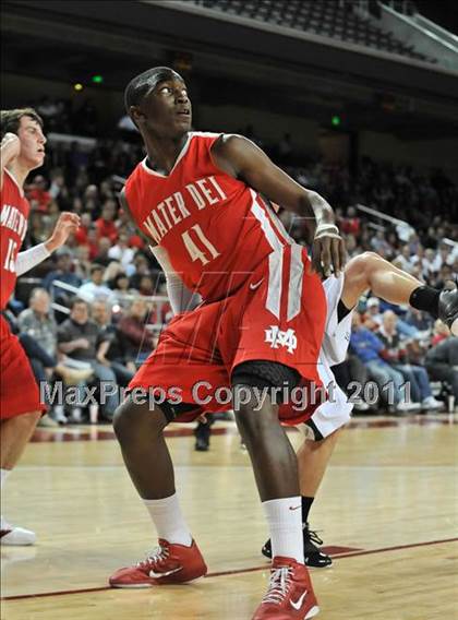 Thumbnail 1 in Mater Dei vs. Centennial (CIF Southern D1 Regional Final) photogallery.