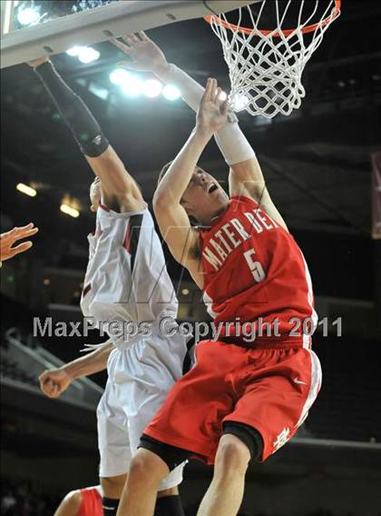 Thumbnail 2 in Mater Dei vs. Centennial (CIF Southern D1 Regional Final) photogallery.