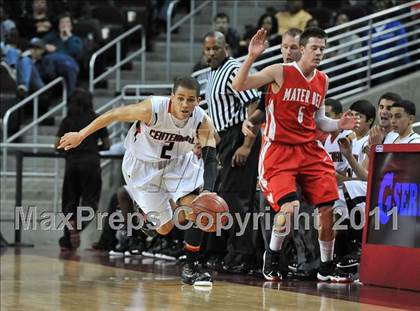 Thumbnail 2 in Mater Dei vs. Centennial (CIF Southern D1 Regional Final) photogallery.