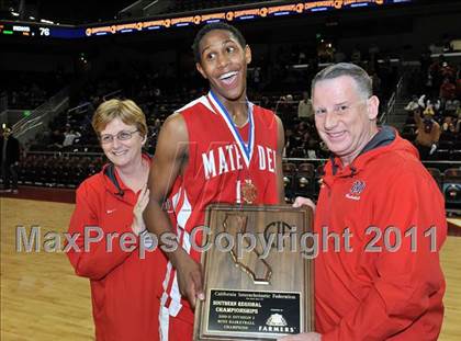 Thumbnail 2 in Mater Dei vs. Centennial (CIF Southern D1 Regional Final) photogallery.