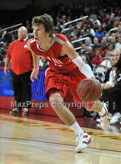 Thumbnail 2 in Mater Dei vs. Centennial (CIF Southern D1 Regional Final) photogallery.
