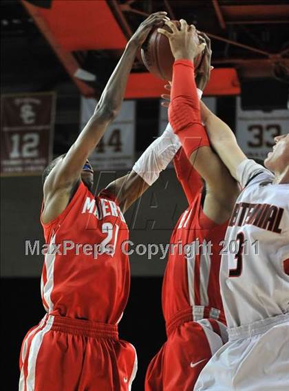 Thumbnail 3 in Mater Dei vs. Centennial (CIF Southern D1 Regional Final) photogallery.