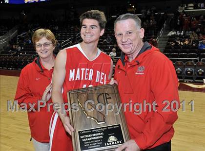 Thumbnail 2 in Mater Dei vs. Centennial (CIF Southern D1 Regional Final) photogallery.
