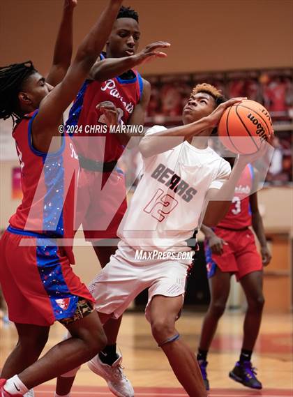 Thumbnail 1 in Fort Dorchester vs Belton-Honea Path (Poinsettia Classic) photogallery.