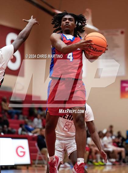 Thumbnail 3 in Fort Dorchester vs Belton-Honea Path (Poinsettia Classic) photogallery.