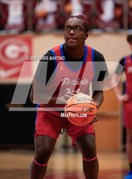 Thumbnail 3 in Fort Dorchester vs Belton-Honea Path (Poinsettia Classic) photogallery.
