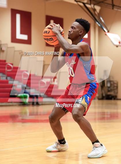 Thumbnail 1 in Fort Dorchester vs Belton-Honea Path (Poinsettia Classic) photogallery.