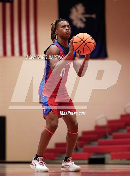 Thumbnail 3 in Fort Dorchester vs Belton-Honea Path (Poinsettia Classic) photogallery.