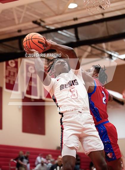Thumbnail 2 in Fort Dorchester vs Belton-Honea Path (Poinsettia Classic) photogallery.