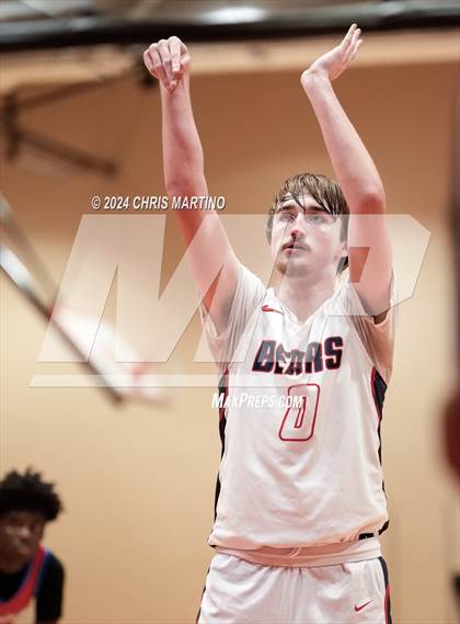 Thumbnail 1 in Fort Dorchester vs Belton-Honea Path (Poinsettia Classic) photogallery.