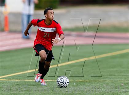 Thumbnail 2 in Jefferson City vs Washburn Rural (Gateway City Soccer Classic) photogallery.