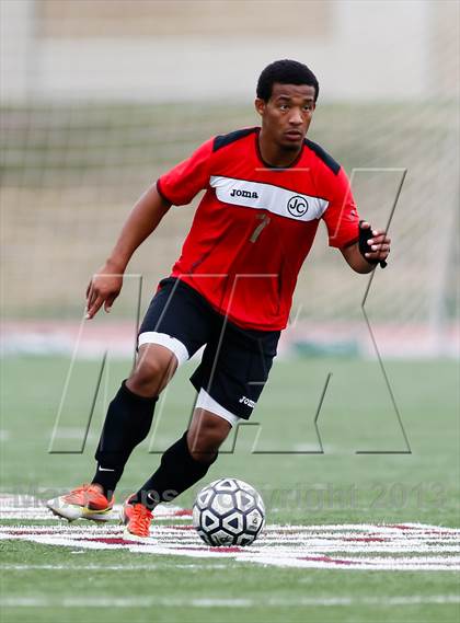 Thumbnail 3 in Jefferson City vs Washburn Rural (Gateway City Soccer Classic) photogallery.