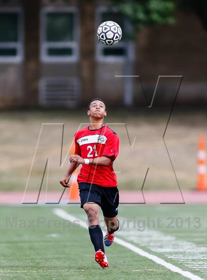 Thumbnail 2 in Jefferson City vs Washburn Rural (Gateway City Soccer Classic) photogallery.