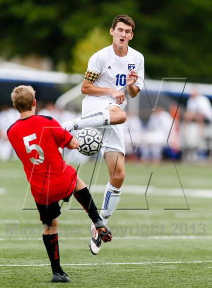 Thumbnail 3 in Jefferson City vs Washburn Rural (Gateway City Soccer Classic) photogallery.