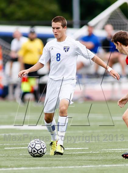 Thumbnail 3 in Jefferson City vs Washburn Rural (Gateway City Soccer Classic) photogallery.