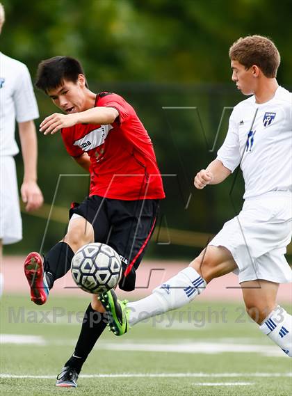 Thumbnail 2 in Jefferson City vs Washburn Rural (Gateway City Soccer Classic) photogallery.