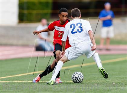 Thumbnail 2 in Jefferson City vs Washburn Rural (Gateway City Soccer Classic) photogallery.