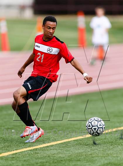 Thumbnail 2 in Jefferson City vs Washburn Rural (Gateway City Soccer Classic) photogallery.