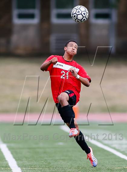 Thumbnail 1 in Jefferson City vs Washburn Rural (Gateway City Soccer Classic) photogallery.