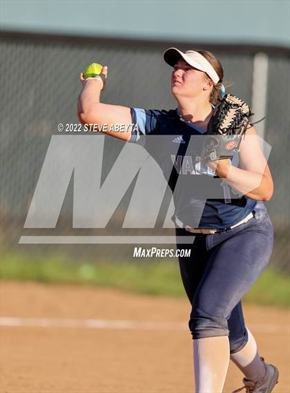 Thumbnail 3 in Valor Christian @ Smoky Hill photogallery.