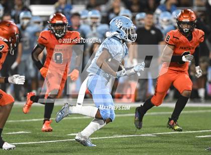 Thumbnail 2 in Orange @ Villa Park photogallery.