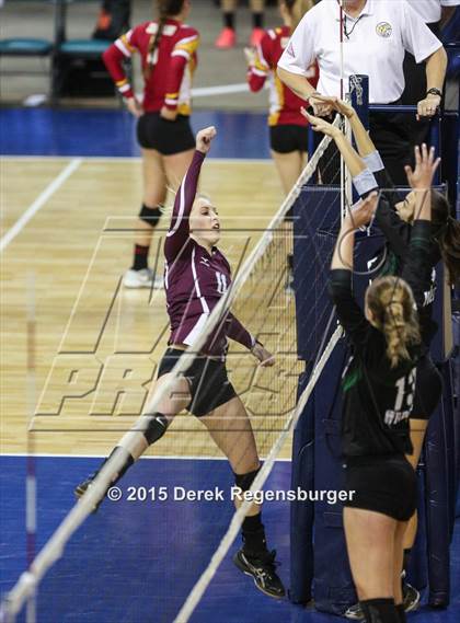Thumbnail 3 in Idalia vs Fleming (CHSAA 1A Semifinal) photogallery.