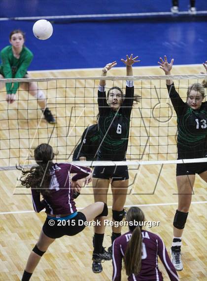 Thumbnail 1 in Idalia vs Fleming (CHSAA 1A Semifinal) photogallery.