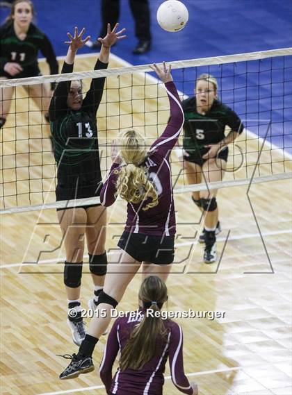 Thumbnail 2 in Idalia vs Fleming (CHSAA 1A Semifinal) photogallery.
