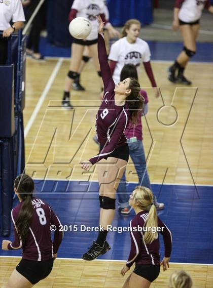 Thumbnail 3 in Idalia vs Fleming (CHSAA 1A Semifinal) photogallery.