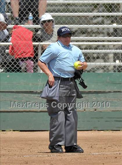 Thumbnail 3 in Oak Ridge vs. Cordova (CIF SJS D2 Final - Game 1) photogallery.