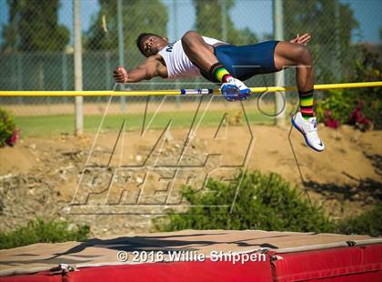 Thumbnail 3 in Southwestern League Finals photogallery.