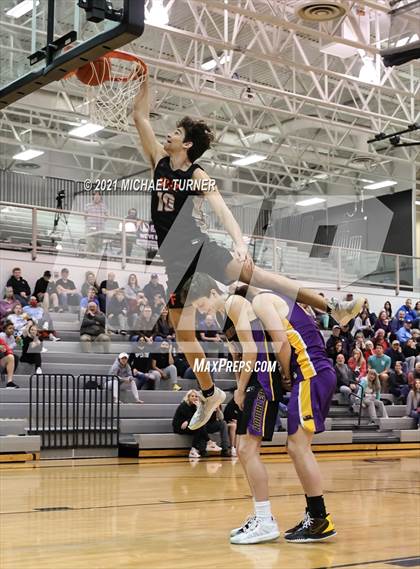 Thumbnail 3 in Idaho State All Star Game Slam Dunk Contest 2021 photogallery.