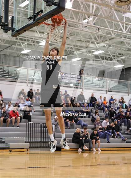 Thumbnail 3 in Idaho State All Star Game Slam Dunk Contest 2021 photogallery.