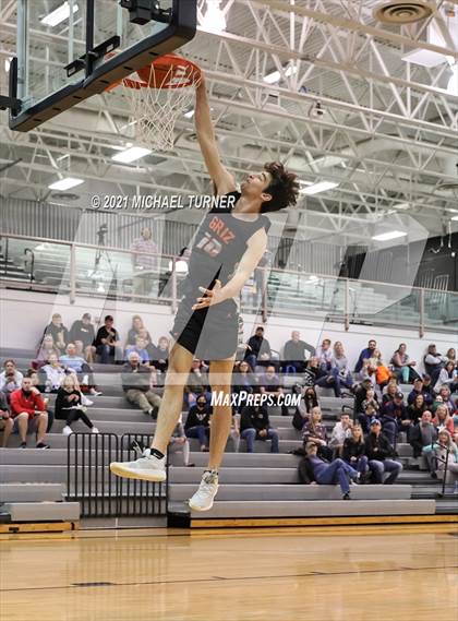 Thumbnail 2 in Idaho State All Star Game Slam Dunk Contest 2021 photogallery.