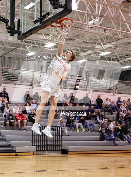 Thumbnail 2 in Idaho State All Star Game Slam Dunk Contest 2021 photogallery.
