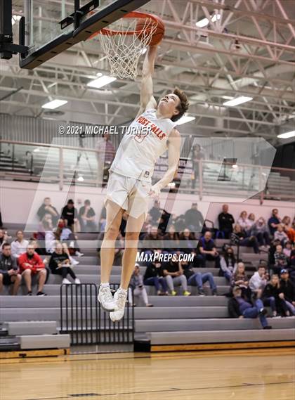 Thumbnail 3 in Idaho State All Star Game Slam Dunk Contest 2021 photogallery.