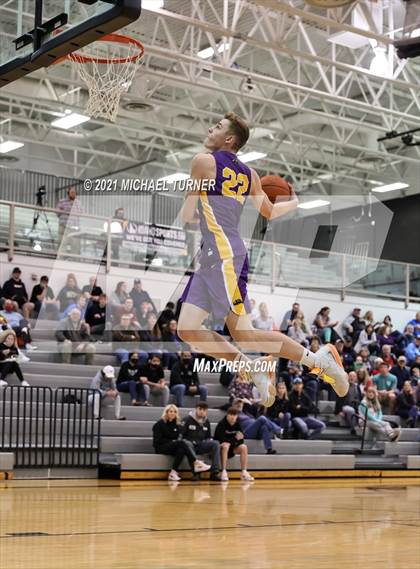 Thumbnail 2 in Idaho State All Star Game Slam Dunk Contest 2021 photogallery.