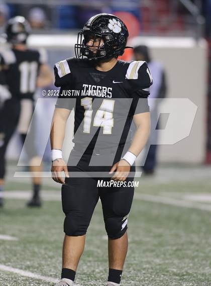 Thumbnail 3 in Booneville vs. Charleston (AAA 3A Final) photogallery.